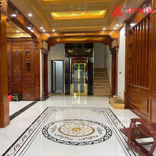 Mẫu thang máy đẹp cho nhà biệt thự tân cổ điển