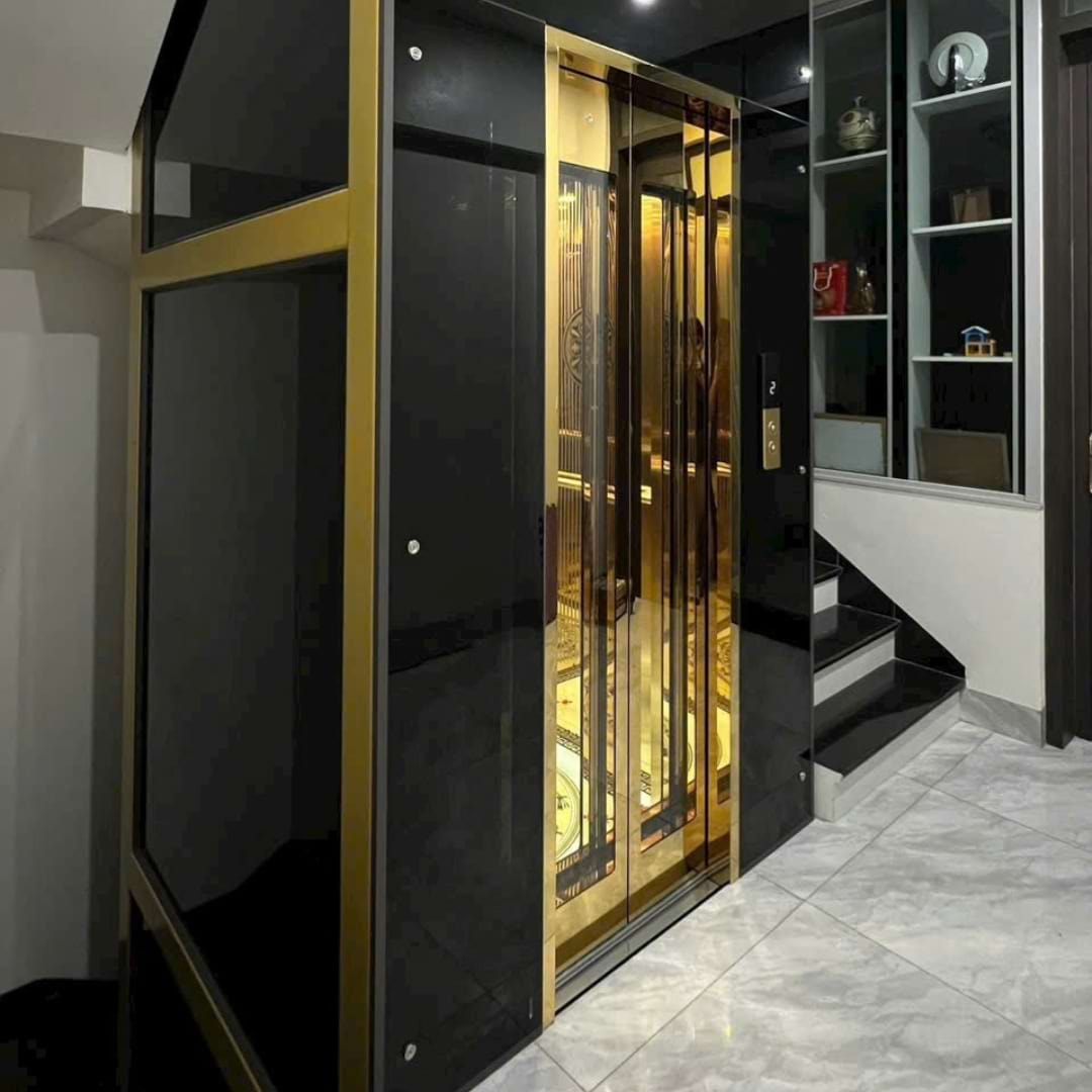 Thang máy kính 450kg