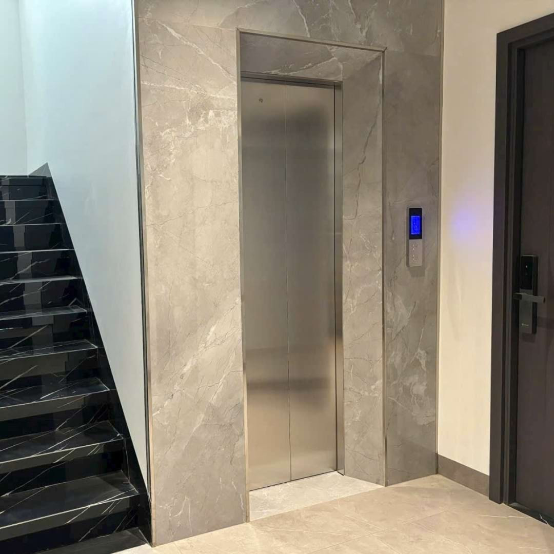 Thang máy tiêu chuẩn 350kg